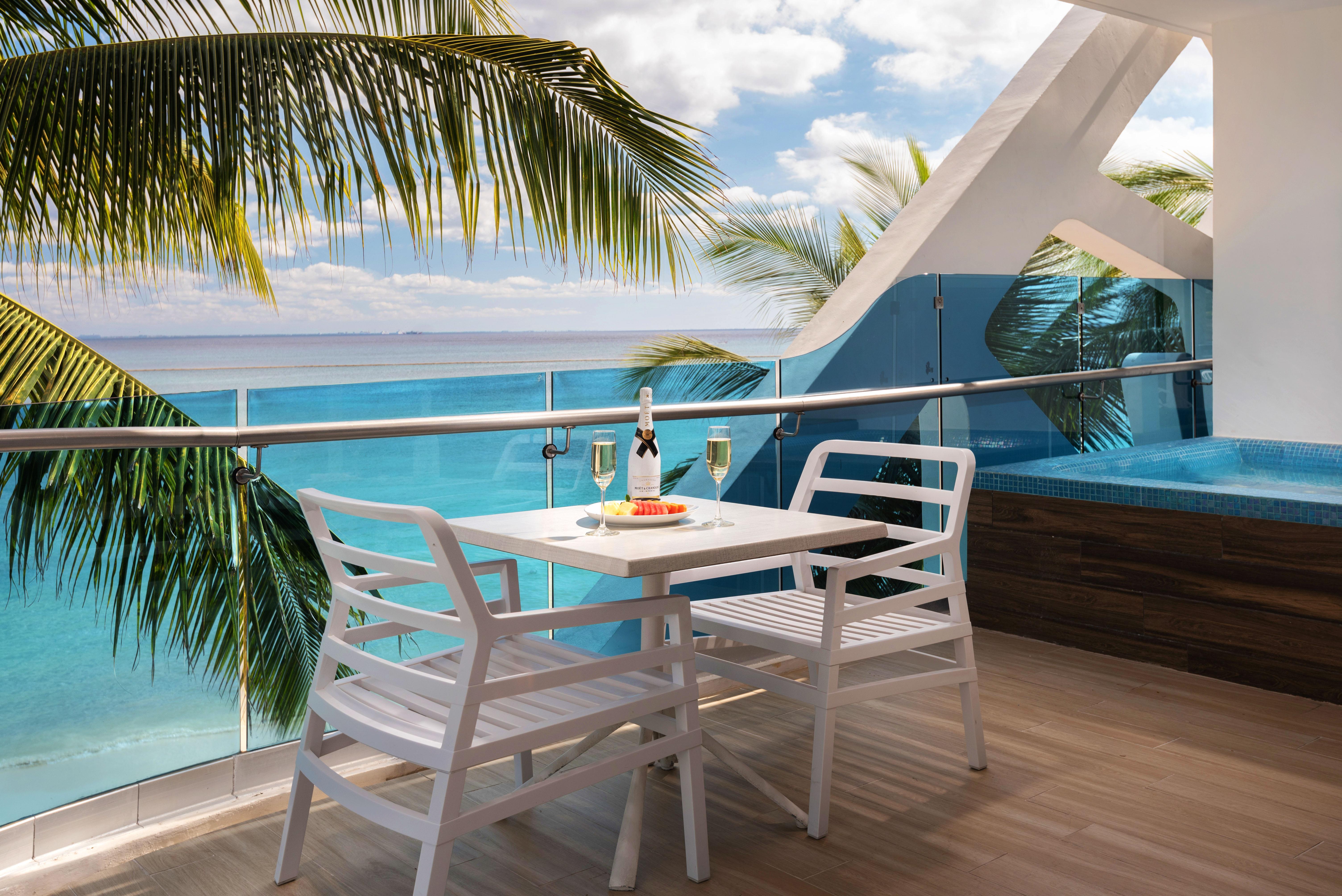 We Uniq Hotel El Carmen Adults Only Playa del Carmen Exterior foto